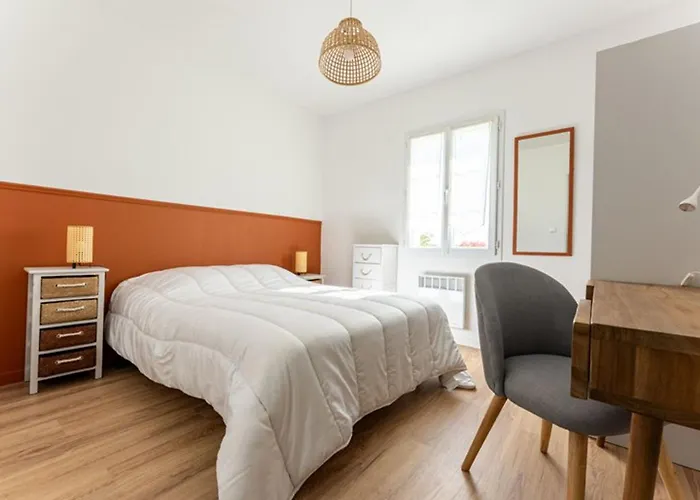 Villa Charme 3 Ch. Avec Piscine Privee A Saint-martin-de-re - Fr-1-835-36 *