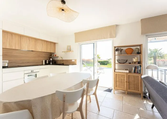 Villa Avec Piscine, 3 à Saint-martin-de-ré, Proche - Fr-1-835-36